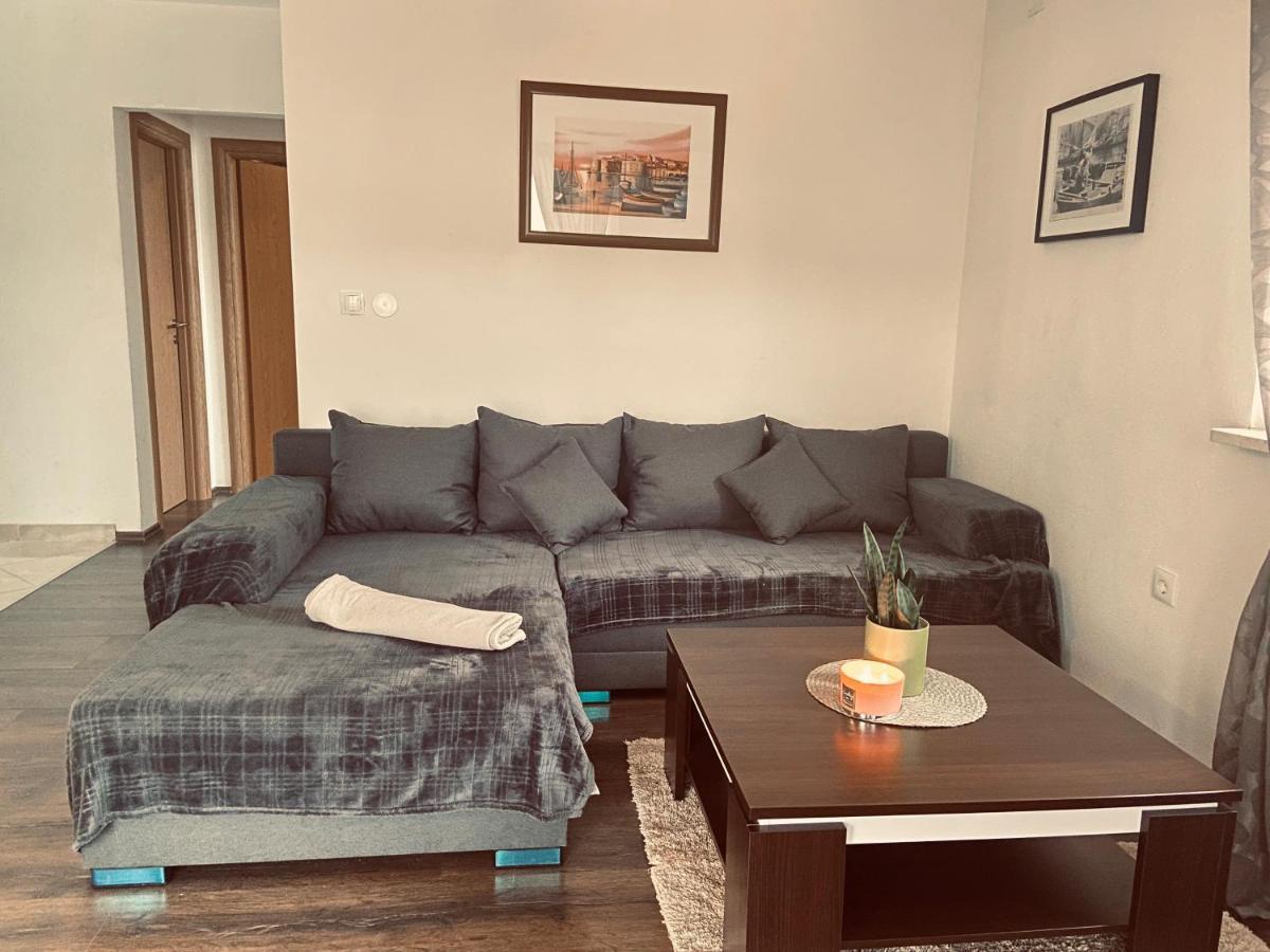 Apartments Gule Slatine Zewnętrze zdjęcie