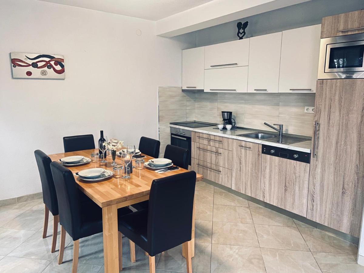 Apartments Gule Slatine Zewnętrze zdjęcie