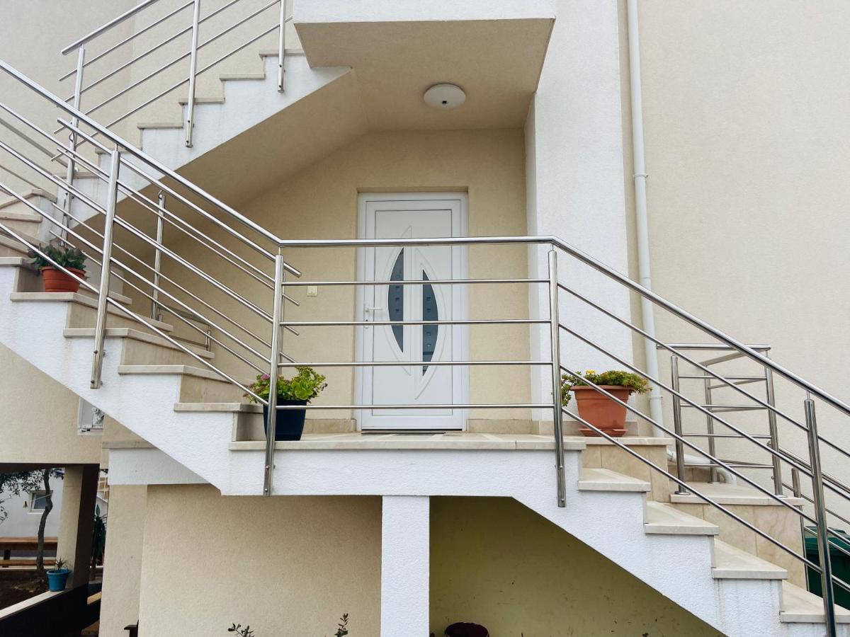 Apartments Gule Slatine Zewnętrze zdjęcie
